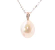 Load image into Gallery viewer, 18k solid white Gold white cultured Pearl Necklace with  diamonds brilliant cut
