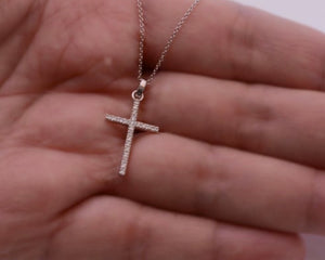 18k solid white Gold Cross diamonds brilliant cut with14k solid white gold chain